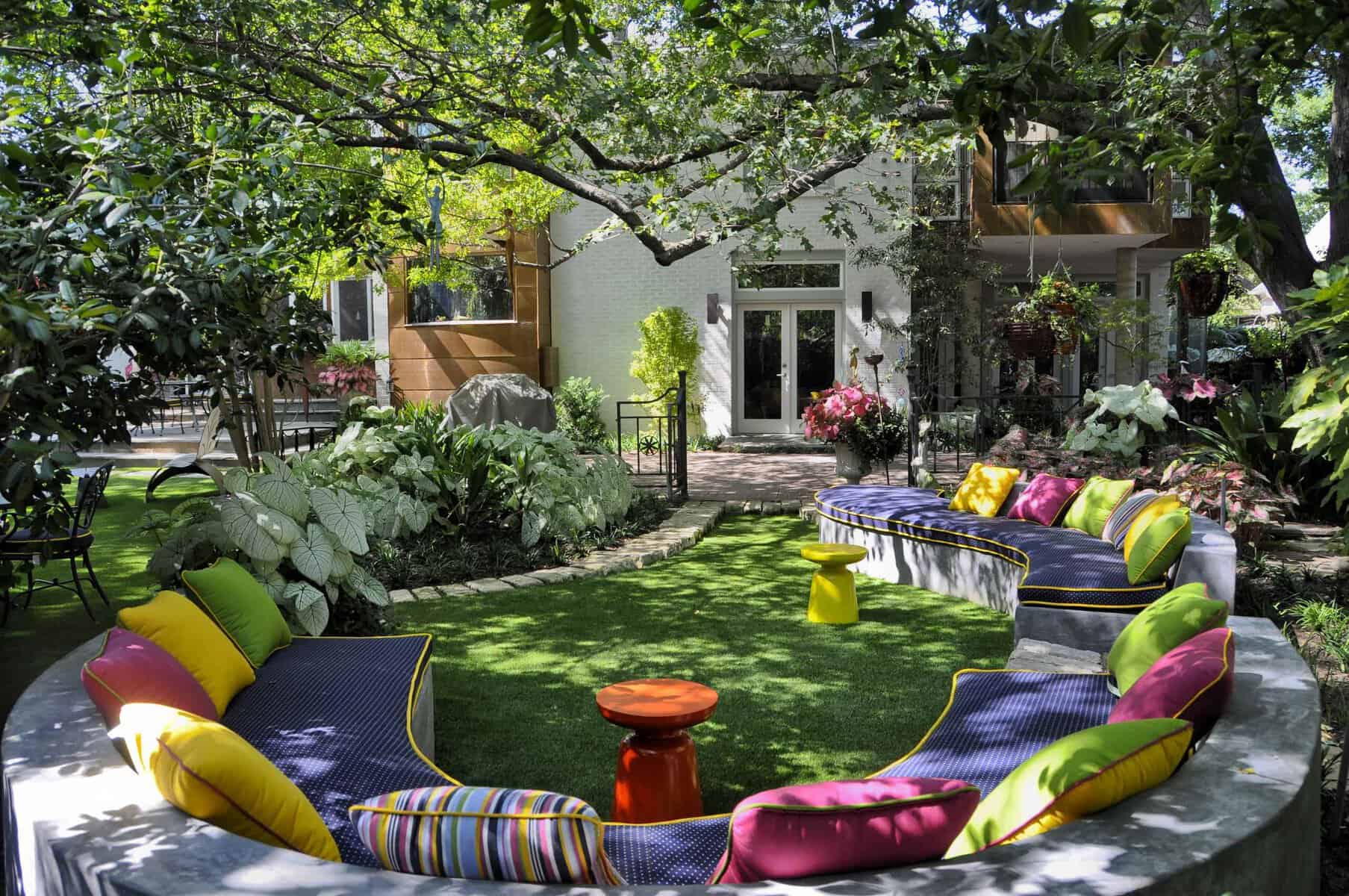 Photo Credit: https://www.houzz.in/