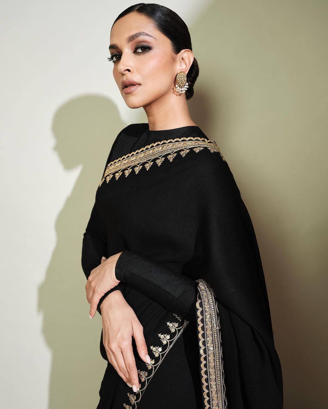 Deepika Padukone Is A Whole Mood In Striking Black Sari 