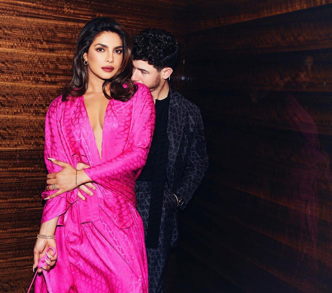 Deepika & Priyanka Rock Paris Fashion Week