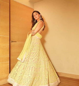 Celebrity Style Alert: Alia Bhatt Takes A Fearless Fashion Turn On The Lengha Blouse