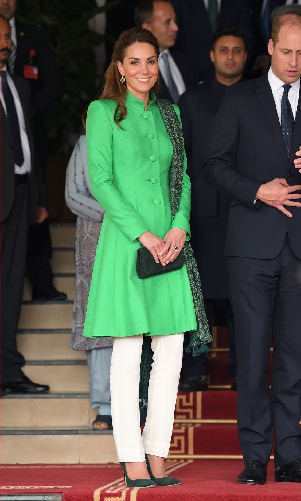 Kate Middleton's Scene-Stealing Looks From Their Royal Tour Of Pakistan