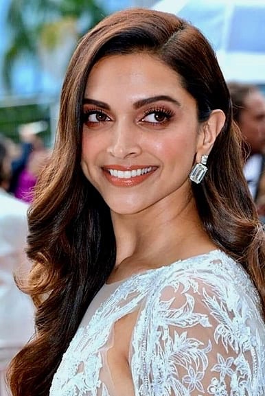 Bollywood Beauty Inspo: Deepika Padukone 