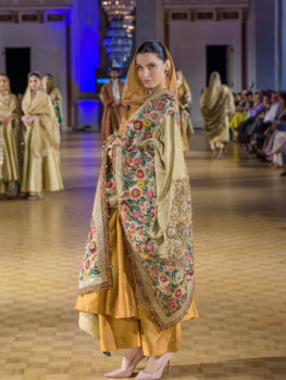 Day 1 Highlights: 'Lifestyle Toronto' Lit Up The Runway With The Hottest Pakistani Fashion Designers In Exclusive 2-Day Event: Komal Nasir. Photo Credit: Riwayat