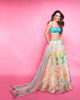 Celebrity Style Alert: Kiara Advani Brings Fresh Summer Vibes In Her Lehenga