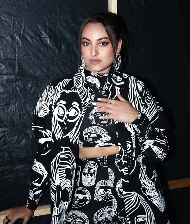 Celebrity Style Alert: Sonakshi Sinha Goes Graphic With Eye-Popping Number