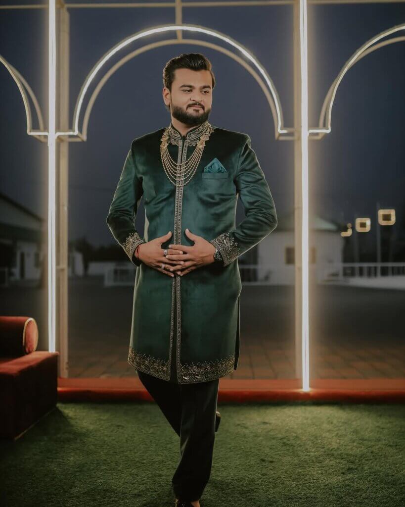 Top 5 South Asian Fashion Trends To Keep Stylish And Warm In Winter 2025