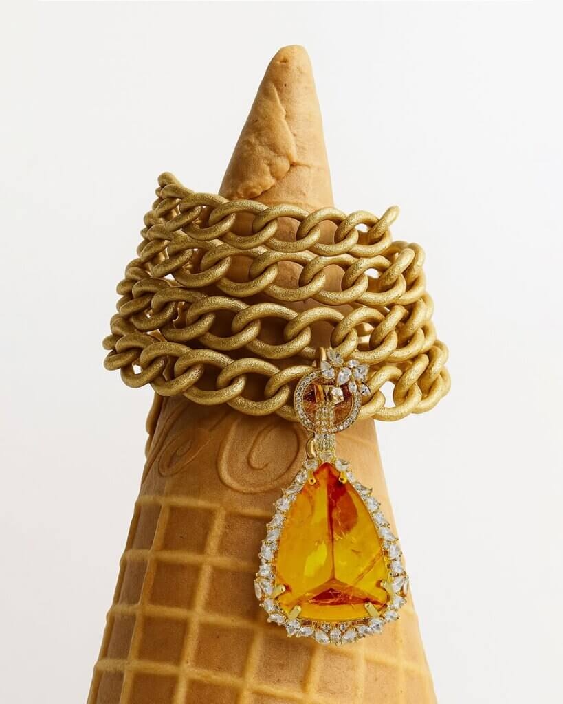 Not Your Mom’s Gold Set: Jewellery Trends to Watch in 2026