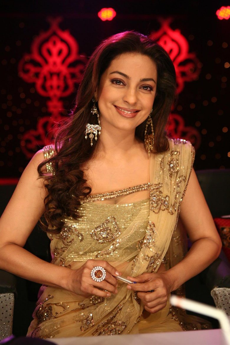 Juhi Chawla Ka Sexy Video - Our Top 10 Choices For #YummyMummies Of Bollywood - ANOKHI LIFE