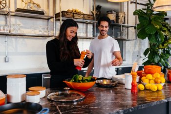 IWD 2022: How Women Can Let Go Of Life's Toughest Burdens & Live Free: There has been an uneven expectation for women to handle home chores. Photo Credit: www.unsplash.com