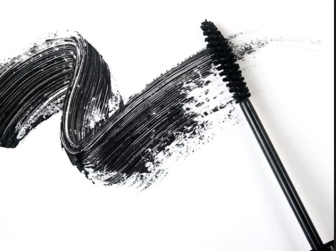 4 Mascaras That Give You "Wow" Lashes