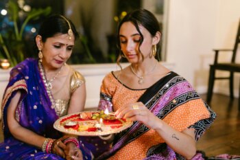 Explore the femininity of the sari in South Asian culture